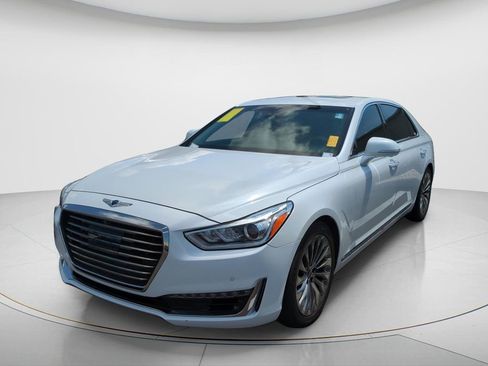 Used 2017 Genesis G90 5.0 Ultimate RWD image 2