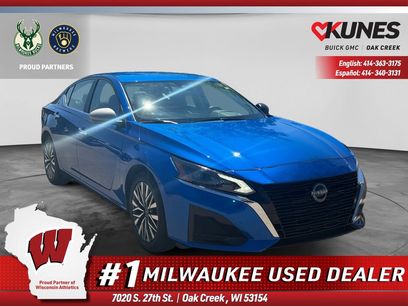 Used 2025 Nissan Altima 2.5 SV