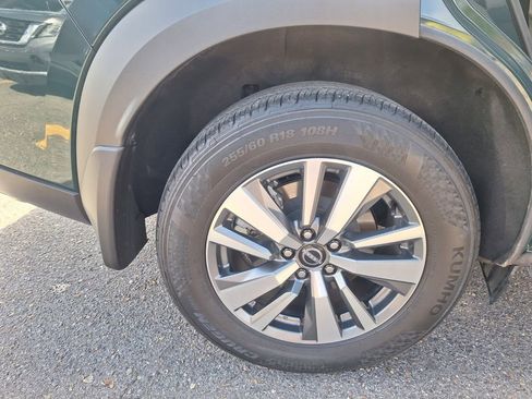 Used 2025 Nissan Pathfinder SL FWD image 26