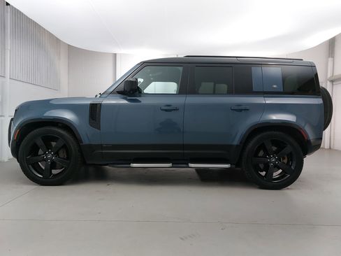 Used 2021 Land Rover Defender 110 X-Dynamic HSE image 2