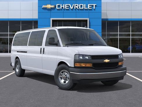New 2025 Chevrolet Express 3500 LS image 7