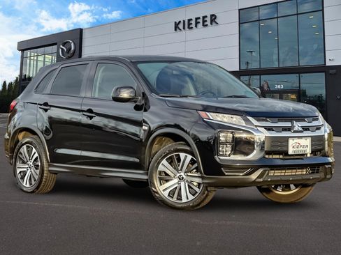 Used 2024 Mitsubishi Outlander Sport ES image 2