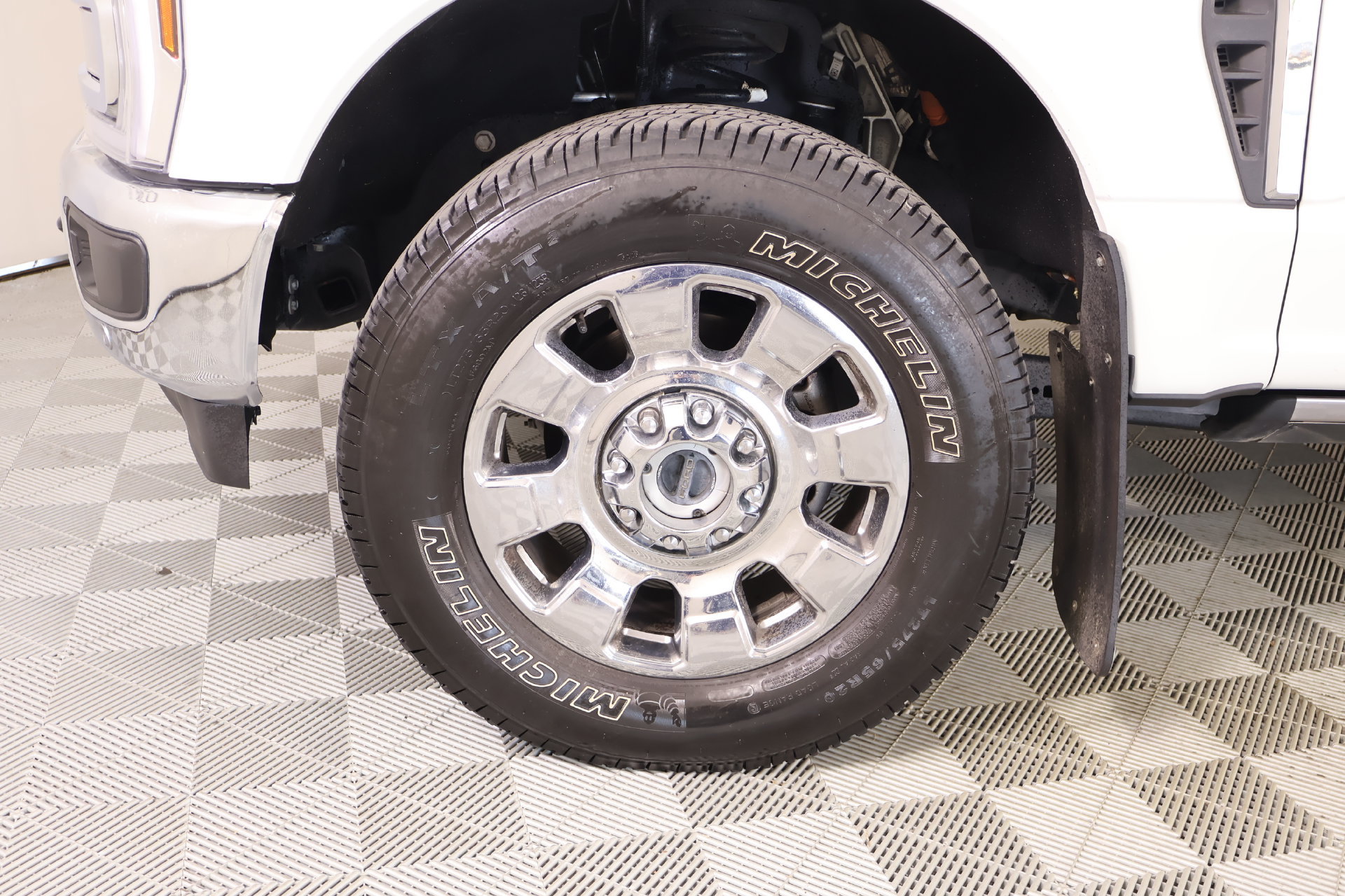 Used 2025 Ford F350 King Ranch w/ Chrome Package AWD/4WD image 19