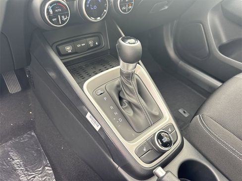 New 2026 Hyundai Venue SEL image 29