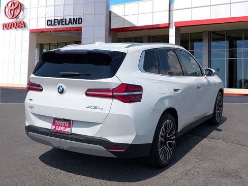 Used 2025 BMW X3 xDrive30i w/ Premium Package AWD/4WD image 7