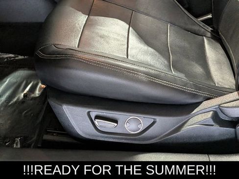 Used 2016 Ford Mustang Premium RWD image 17