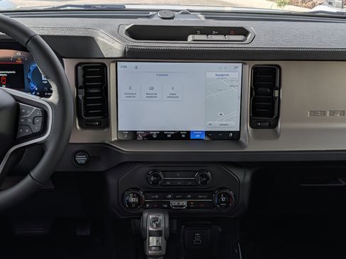New 2026 Ford Bronco Outer Banks AWD/4WD image 40