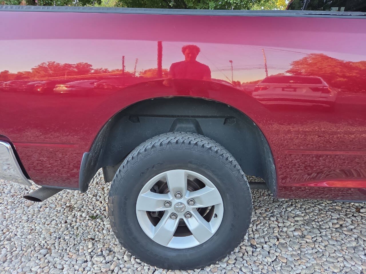 Used 2019 RAM 1500 Classic SLT AWD/4WD image 26