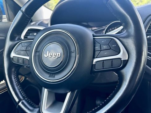 Used 2020 Jeep Compass Latitude w/ Popular Equipment Group AWD/4WD image 19