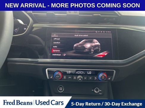 Used 2025 Audi Q3 2.0T Premium AWD/4WD image 12
