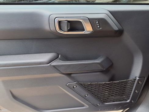 New 2025 Ford Bronco Badlands image 22