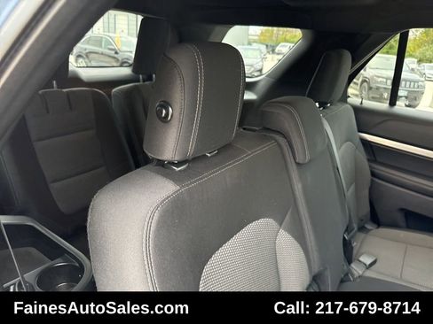 Used 2018 Ford Explorer XLT image 59
