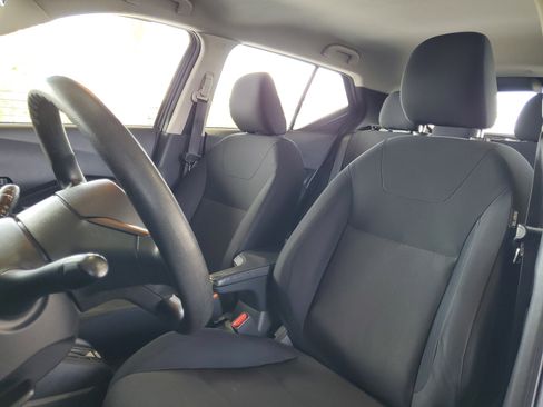 Used 2023 Nissan Kicks S FWD image 19