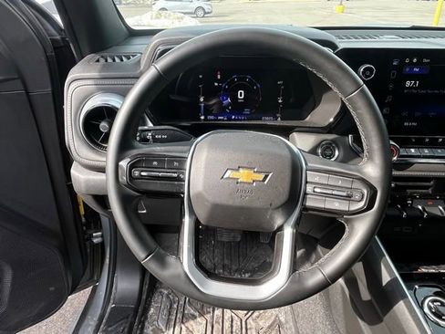 Used 2023 Chevrolet Colorado LT w/ LT Convenience Package II image 13