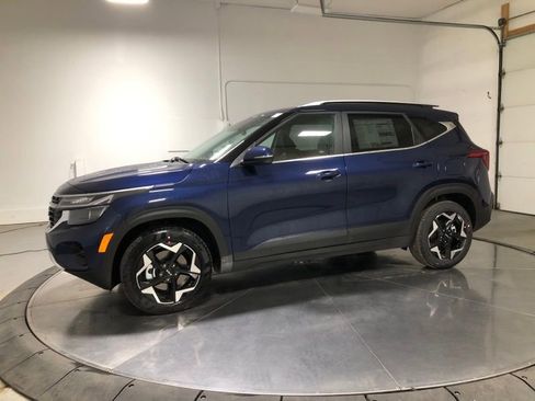 New 2026 Kia Seltos EX AWD/4WD image 4
