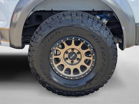 Used 2017 Ford F150 Raptor w/ Equipment Group 802A Luxury AWD/4WD image 25