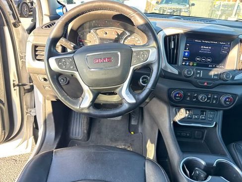 Used 2020 GMC Terrain SLT w/ Preferred Package image 13