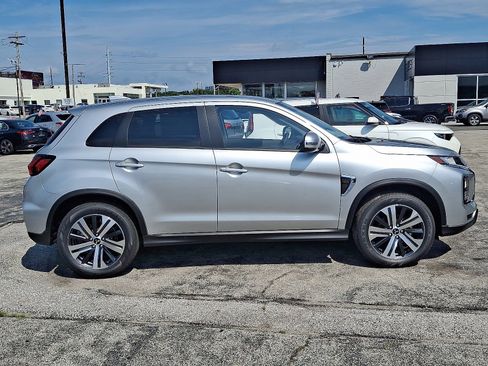 New 2025 Mitsubishi Outlander Sport SE image 9