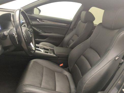 Used 2019 Honda Accord Sport image 17