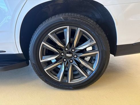 Used 2022 Cadillac Escalade Sport Platinum AWD/4WD image 10