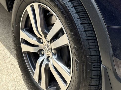 Used 2017 Honda Pilot EX image 8