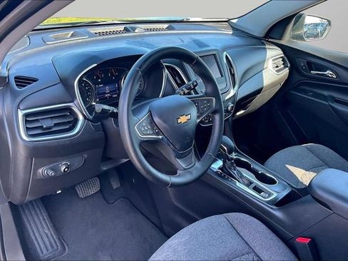 Used 2023 Chevrolet Equinox LT AWD/4WD image 12