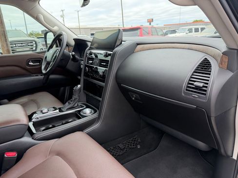 Used 2023 INFINITI QX80 Premium Select w/ Cargo Package AWD/4WD image 18