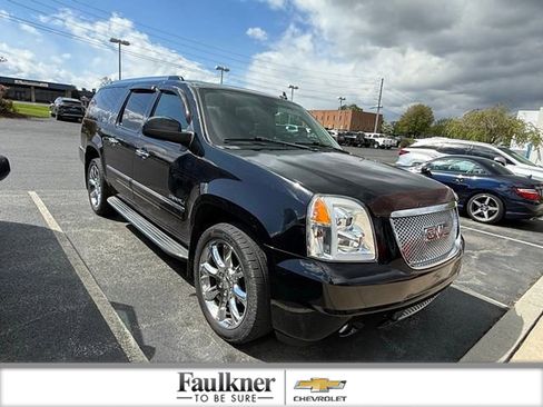 Used 2013 GMC Yukon XL Denali image 1