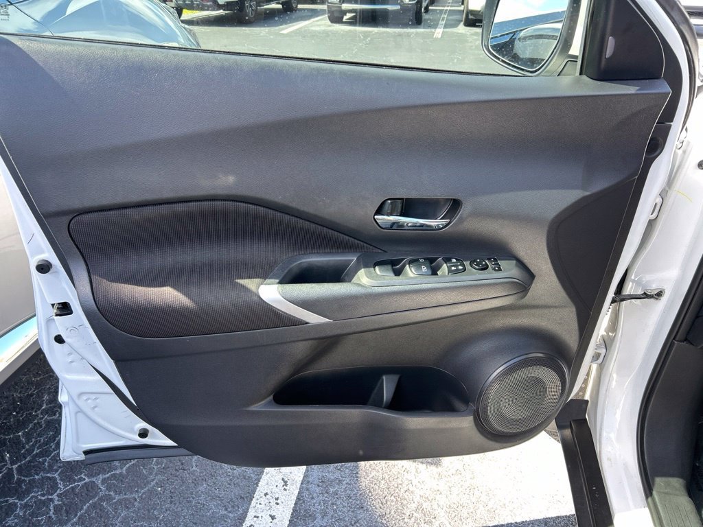 Certified 2024 Nissan Kicks SV FWD image 18