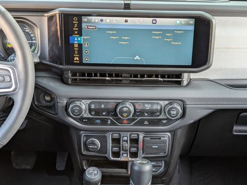 Used 2025 Jeep Wrangler Backcountry image 26