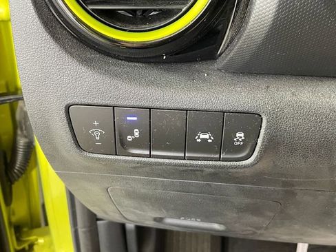Used 2019 Hyundai Kona Limited AWD/4WD image 10