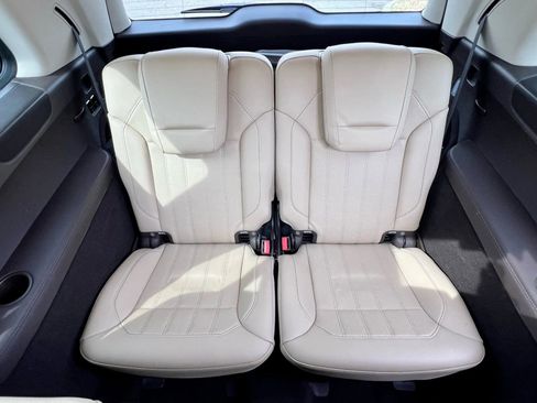 Used 2017 Mercedes-Benz GLS 450 4MATIC image 34