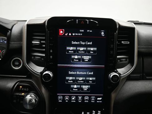 Used 2020 RAM 1500 Laramie AWD/4WD image 16