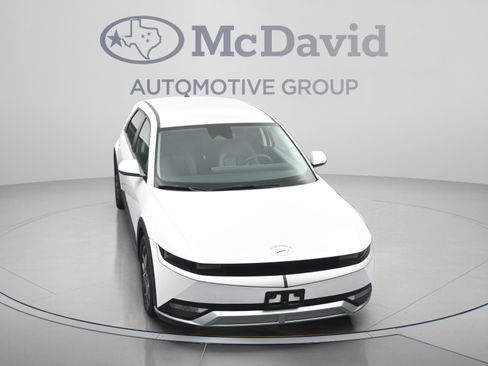 Used 2024 Hyundai Ioniq 5 SEL RWD image 33