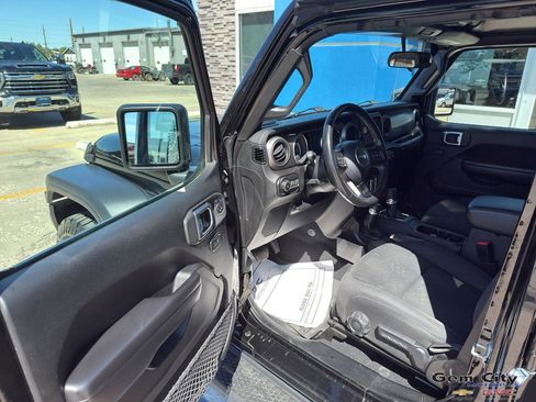 Used 2020 Jeep Wrangler Unlimited Sport S image 15