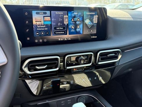 New 2026 Nissan Sentra SV image 11