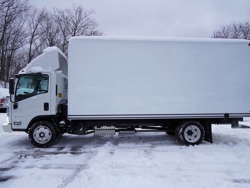 New 2025 Chevrolet Low Cab Forward 5500XG image 2