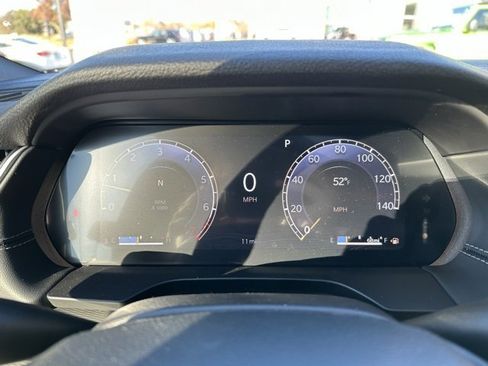 New 2025 Jeep Grand Cherokee L Altitude image 30