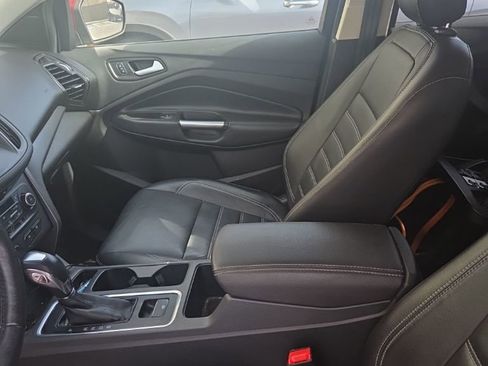 Used 2018 Ford Escape SEL image 11