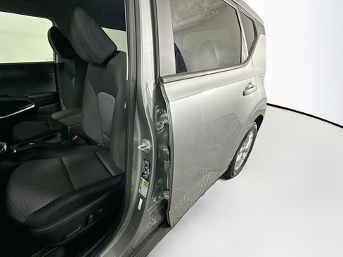 Used 2023 Kia Soul S FWD image 12