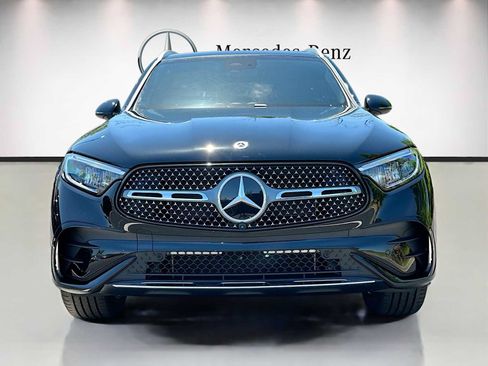 Used 2026 Mercedes-Benz GLC 300 image 2