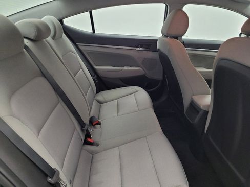 Used 2018 Hyundai Elantra SEL FWD image 19