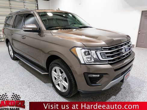 Used 2018 Ford Expedition Max XLT w/ Equipment Group 202A image 6