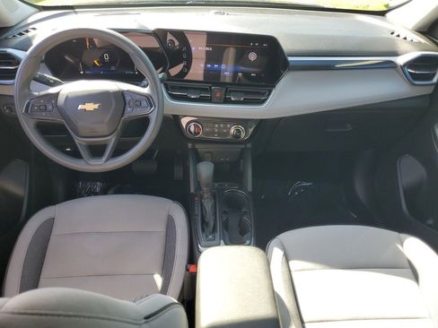 Used 2025 Chevrolet TrailBlazer LT FWD image 11
