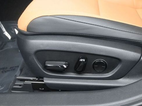 Certified 2025 Lexus ES 350 w/ Premium Package FWD image 19