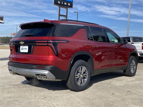 New 2026 Chevrolet Traverse LT w/ Driver Confidence Package image 7