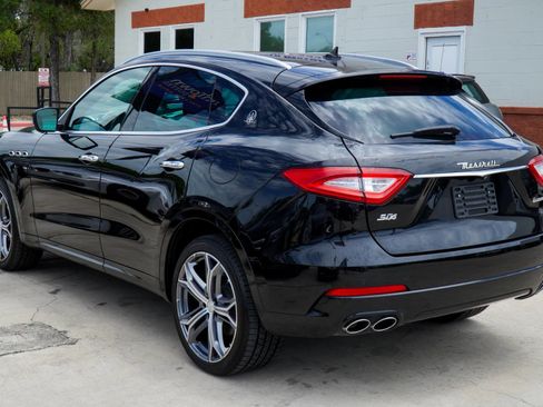 Used 2019 Maserati Levante S image 4