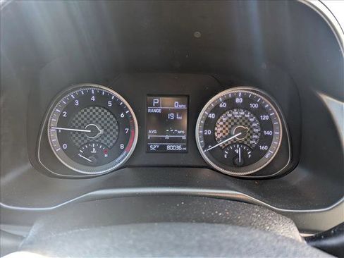 Used 2019 Hyundai Elantra SE image 12