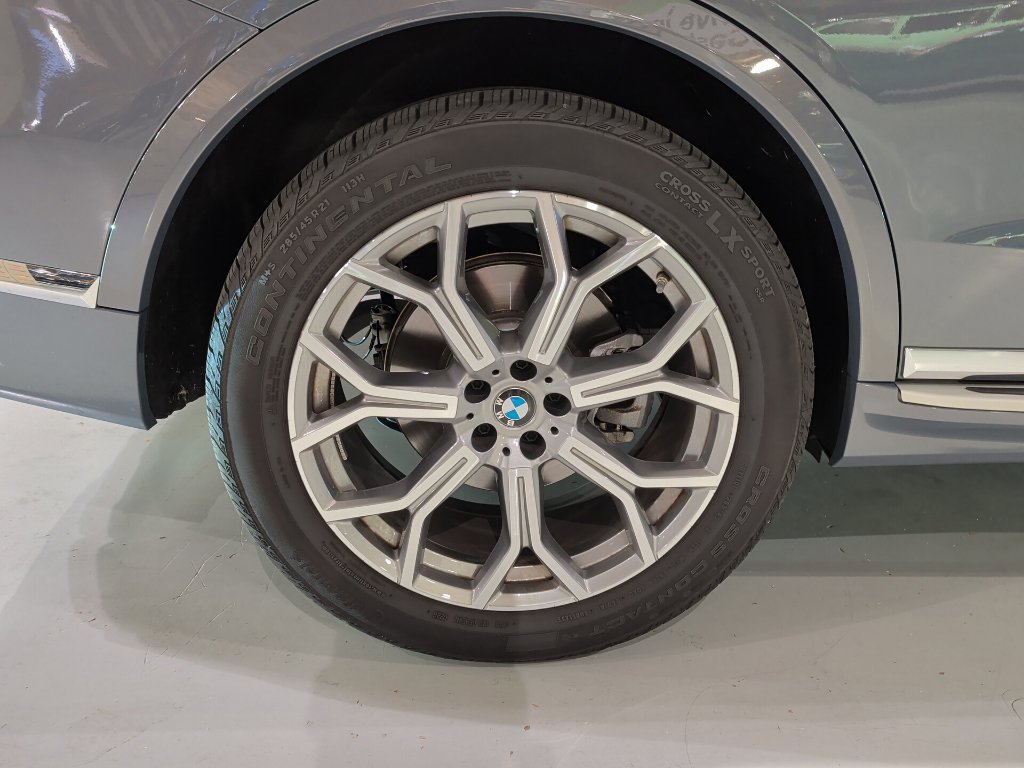 Certified 2026 BMW X7 xDrive40i AWD/4WD image 6
