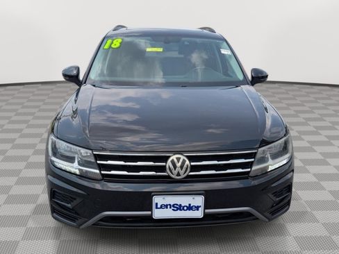 Used 2018 Volkswagen Tiguan SE w/ Panoramic Sunroof Package AWD/4WD image 8